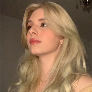 Meet your Posher, Isabella